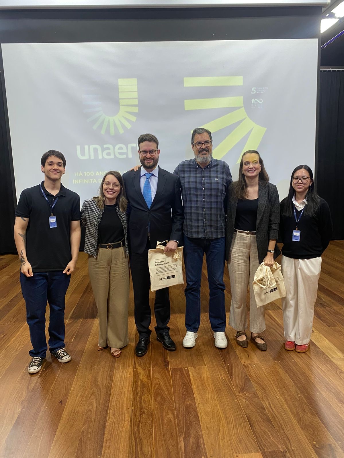 Momentos do curso de Relações Internacionais